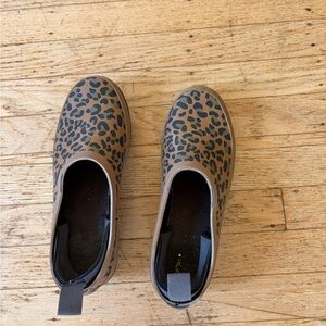 Joules rain clogs gardening shoe animal print